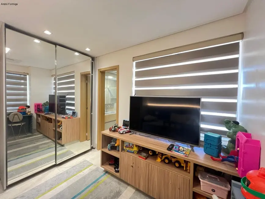 Apartamento com 4 quartos à venda, 256m2 em Setor Marista, Goiania - GO - imagem 9 Foto 9 de Apartamento com 4 quartos à venda, 256m2 em Setor Marista, Goiania - GO