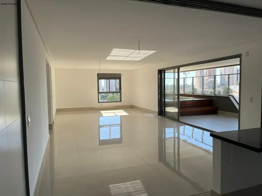 Apartamento com 3 quartos à venda, 226m2 em Setor Marista, Goiania - GO - imagem 6 Foto 6 de Apartamento com 3 quartos à venda, 226m2 em Setor Marista, Goiania - GO