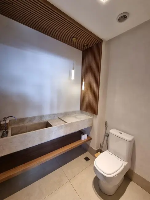 Foto 2 de Apartamento com 5 quartos para alugar, 226m2 em Setor Bueno, Goiania - GO