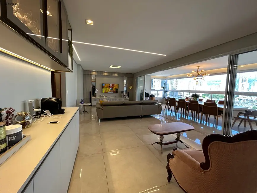Apartamento com 4 quartos à venda, 226m2 em Setor Bueno, Goiania - GO - imagem 3 Foto 3 de Apartamento com 4 quartos à venda, 226m2 em Setor Bueno, Goiania - GO