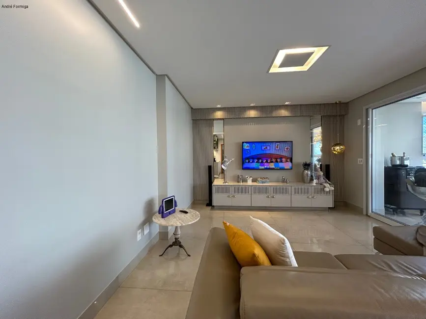 Apartamento com 4 quartos à venda, 226m2 em Setor Bueno, Goiania - GO - imagem 4 Foto 4 de Apartamento com 4 quartos à venda, 226m2 em Setor Bueno, Goiania - GO