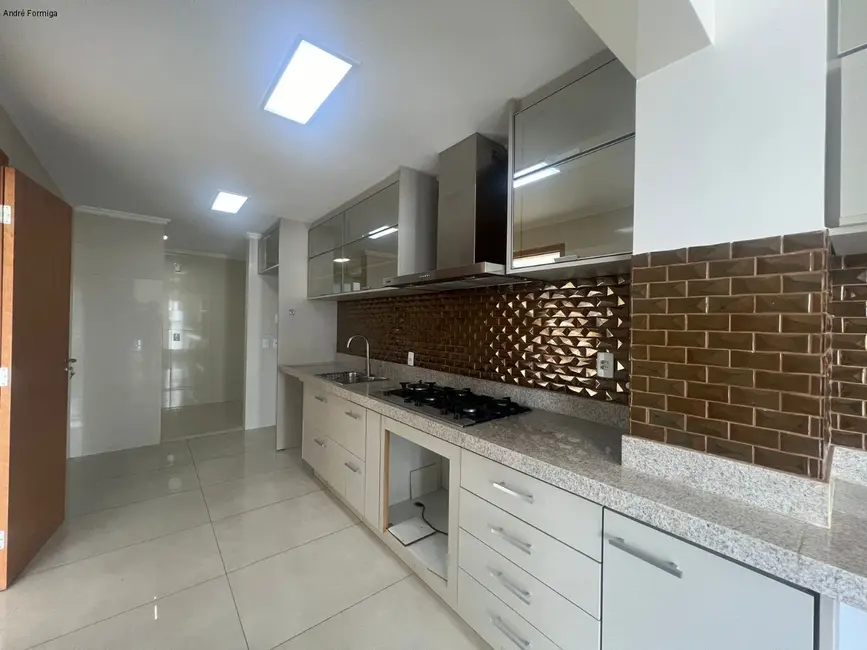 Apartamento com 3 quartos à venda, 141m2 em Setor Bueno, Goiania - GO - imagem 8 Foto 8 de Apartamento com 3 quartos à venda, 141m2 em Setor Bueno, Goiania - GO