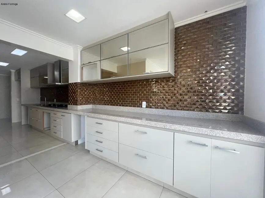 Apartamento com 3 quartos à venda, 141m2 em Setor Bueno, Goiania - GO - imagem 9 Foto 9 de Apartamento com 3 quartos à venda, 141m2 em Setor Bueno, Goiania - GO