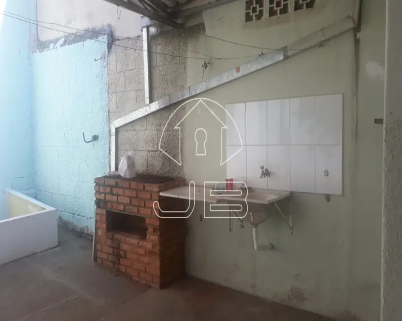 Casa com 3 quartos à venda, 200m2 em Jardim García, Campinas - SP - imagem 4 Foto 4 de Casa com 3 quartos à venda, 200m2 em Jardim García, Campinas - SP