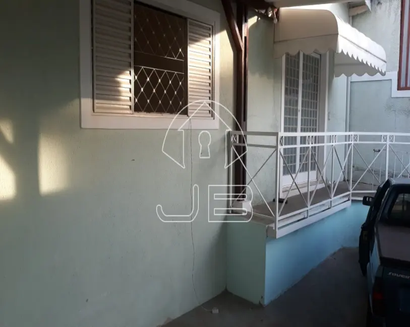 Casa com 3 quartos à venda, 200m2 em Jardim García, Campinas - SP - imagem 7 Foto 7 de Casa com 3 quartos à venda, 200m2 em Jardim García, Campinas - SP