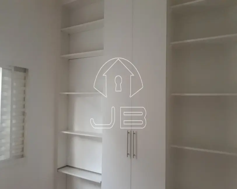 Casa com 3 quartos à venda, 200m2 em Jardim García, Campinas - SP - imagem 5 Foto 5 de Casa com 3 quartos à venda, 200m2 em Jardim García, Campinas - SP