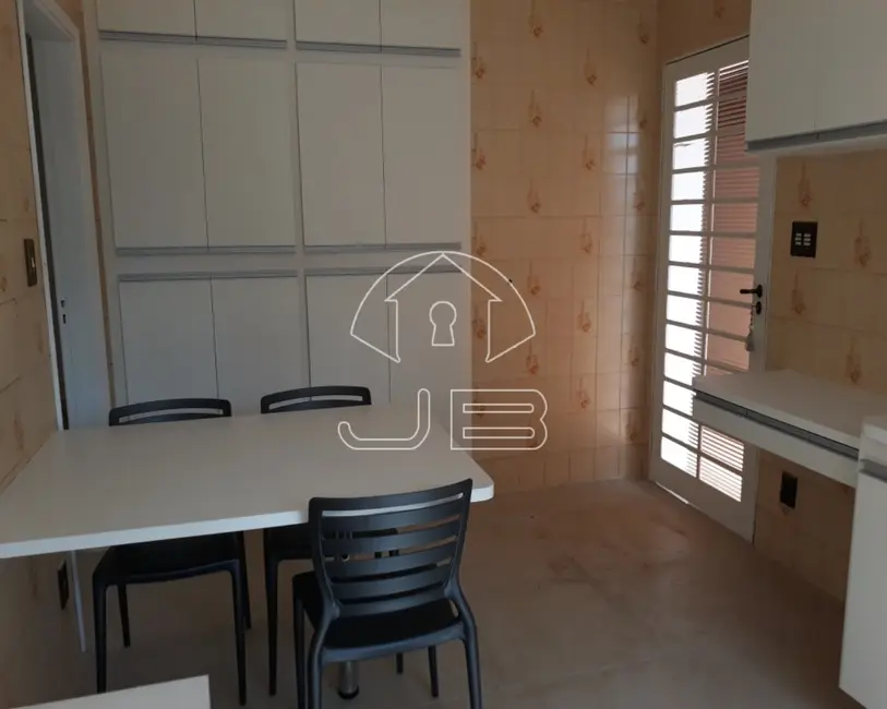 Casa com 4 quartos à venda, 280m2 em Jardim Chapadão, Campinas - SP - imagem 6 Foto 6 de Casa com 4 quartos à venda, 280m2 em Jardim Chapadão, Campinas - SP