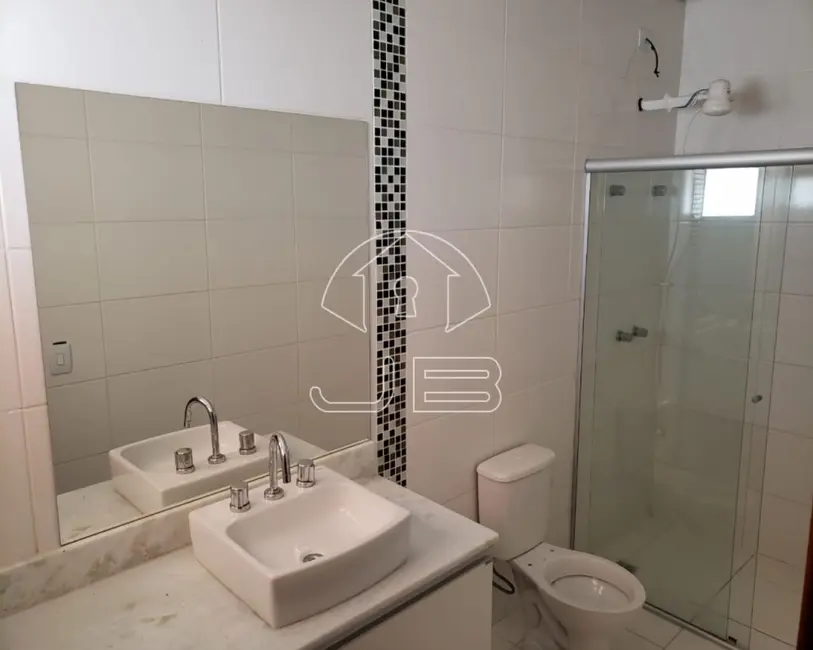 Casa com 3 quartos à venda, 172m2 em Chácaras Alpina, Valinhos - SP - imagem 4 Foto 4 de Casa com 3 quartos à venda, 172m2 em Chácaras Alpina, Valinhos - SP