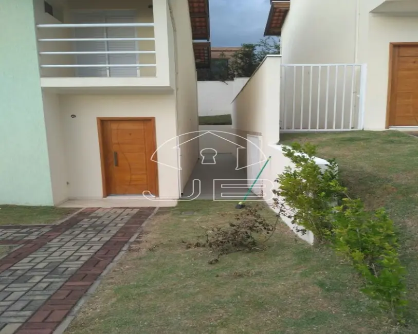 Casa com 3 quartos à venda, 172m2 em Chácaras Alpina, Valinhos - SP - imagem 8 Foto 8 de Casa com 3 quartos à venda, 172m2 em Chácaras Alpina, Valinhos - SP