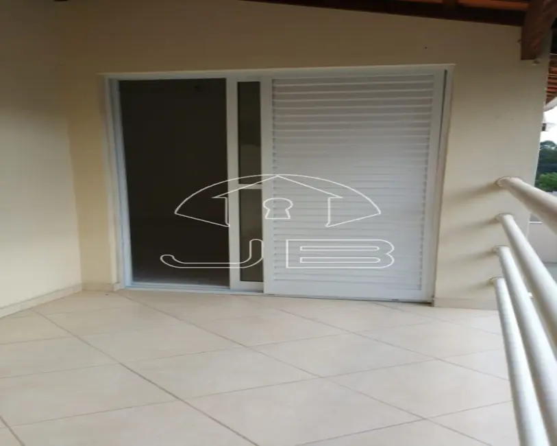 Casa com 3 quartos à venda, 172m2 em Chácaras Alpina, Valinhos - SP - imagem 3 Foto 3 de Casa com 3 quartos à venda, 172m2 em Chácaras Alpina, Valinhos - SP