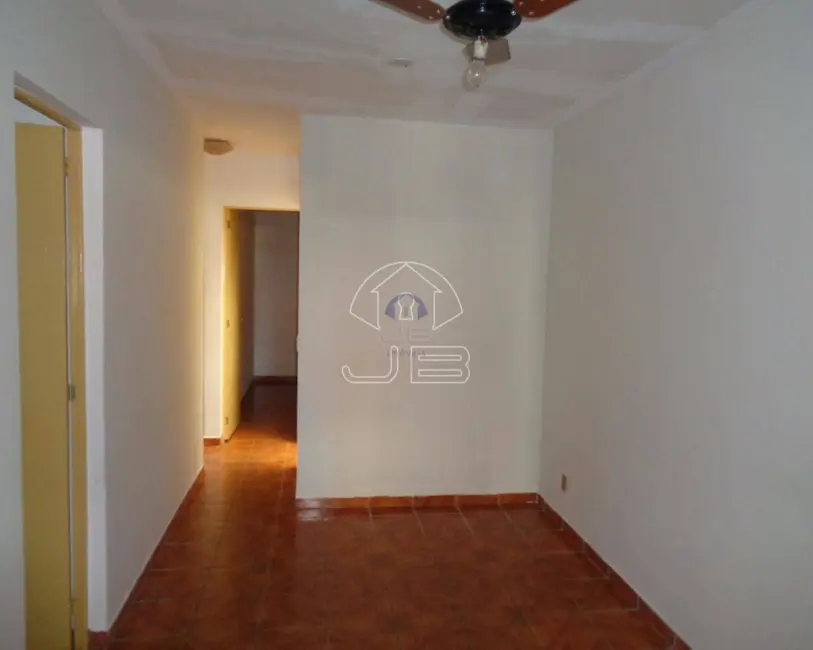 Casa com 3 quartos à venda, 56m2 em Conjunto Habitacional Vila Réggio, Campinas - SP - imagem 4 Foto 4 de Casa com 3 quartos à venda, 56m2 em Conjunto Habitacional Vila Réggio, Campinas - SP