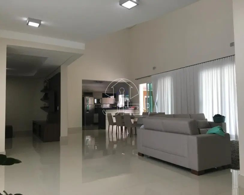 Casa com 4 quartos à venda, 537m2 em Jardim Santa Rita de Cássia, Hortolandia - SP - imagem 4 Foto 4 de Casa com 4 quartos à venda, 537m2 em Jardim Santa Rita de Cássia, Hortolandia - SP