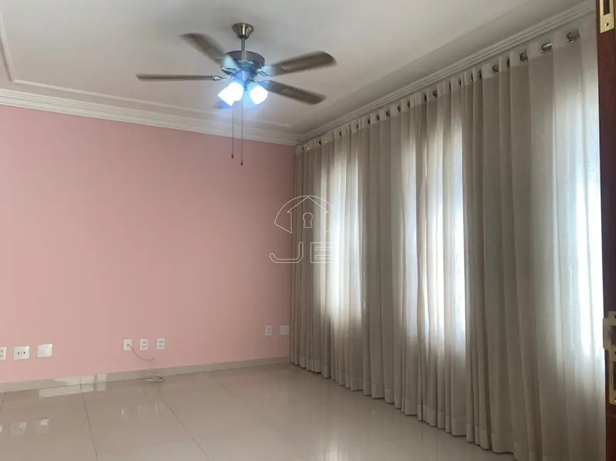 Casa com 4 quartos à venda, 234m2 em Parque Via Norte, Campinas - SP - imagem 3 Foto 3 de Casa com 4 quartos à venda, 234m2 em Parque Via Norte, Campinas - SP