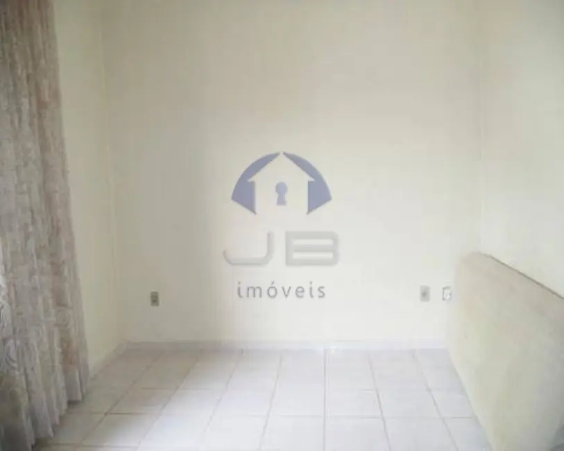 Casa com 3 quartos à venda, 255m2 em Parque São Quirino, Campinas - SP - imagem 5 Foto 5 de Casa com 3 quartos à venda, 255m2 em Parque São Quirino, Campinas - SP