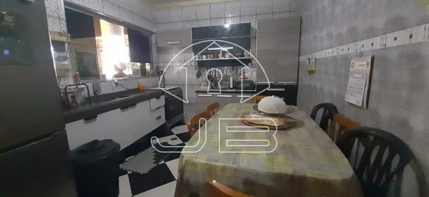 Casa com 4 quartos à venda, 200m2 em Núcleo Residencial Sete de Setembro, Campinas - SP - imagem 3 Foto 3 de Casa com 4 quartos à venda, 200m2 em Núcleo Residencial Sete de Setembro, Campinas - SP