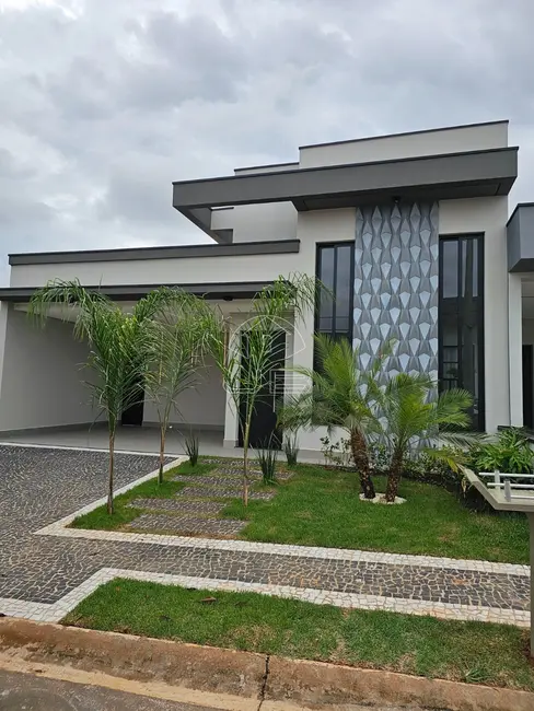 Casa com 3 quartos à venda, 154m2 em Jardim Santa Amélia, Hortolandia - SP - imagem 3 Foto 3 de Casa com 3 quartos à venda, 154m2 em Jardim Santa Amélia, Hortolandia - SP