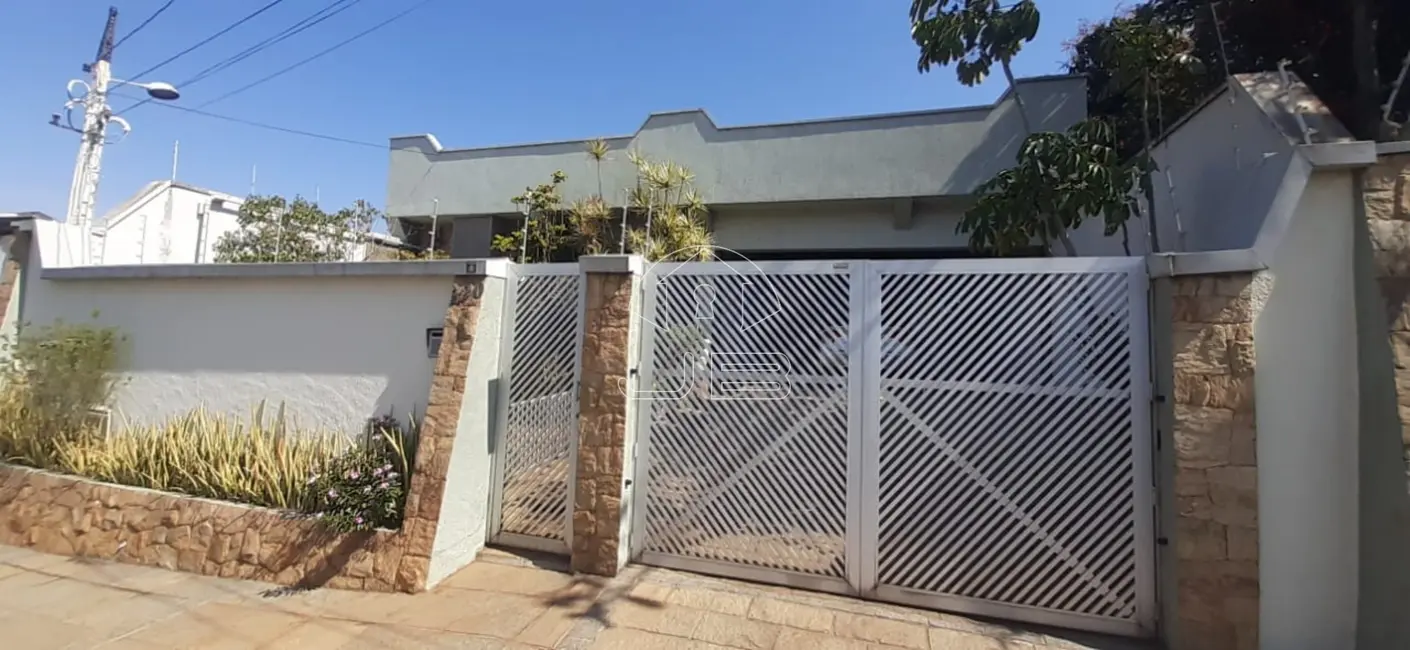 Casa com 3 quartos à venda, 235m2 em Vila Nogueira, Campinas - SP - imagem 4 Foto 4 de Casa com 3 quartos à venda, 235m2 em Vila Nogueira, Campinas - SP