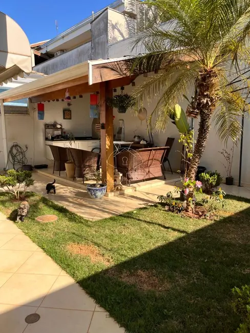 Casa com 3 quartos à venda, 150m2 em Residencial Terras do Barão, Campinas - SP - imagem 4 Foto 4 de Casa com 3 quartos à venda, 150m2 em Residencial Terras do Barão, Campinas - SP