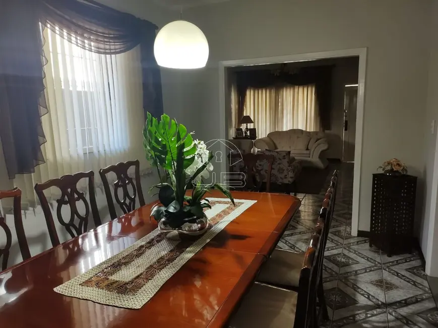 Casa com 3 quartos à venda, 330m2 em Chácara da Barra, Campinas - SP - imagem 3 Foto 3 de Casa com 3 quartos à venda, 330m2 em Chácara da Barra, Campinas - SP