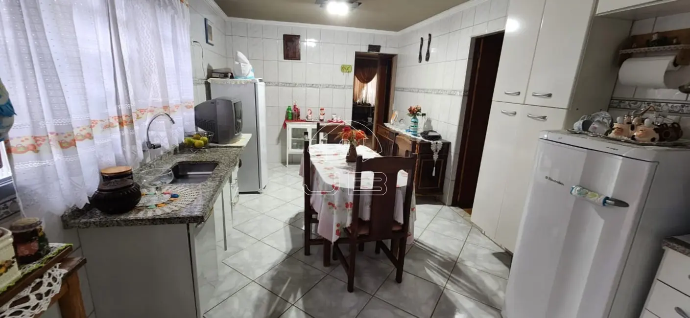 Foto 3 de Casa com 5 quartos à venda, 180m2 em Conjunto Habitacional Padre Anchieta, Campinas - SP