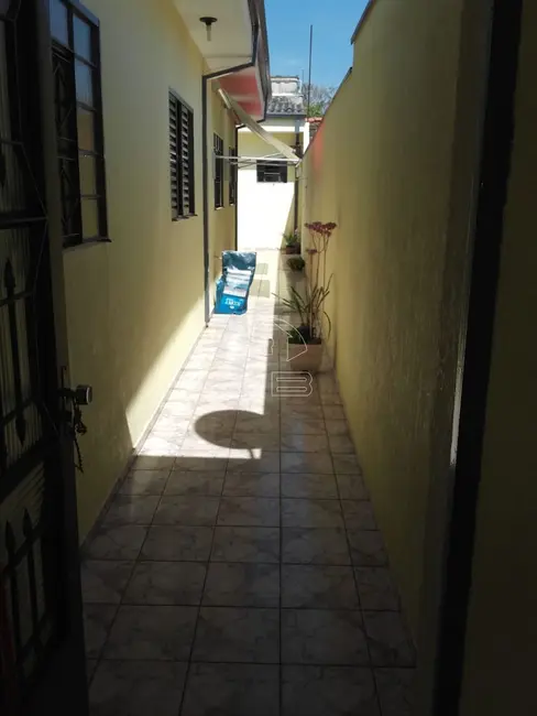 Casa com 3 quartos à venda, 170m2 em Jardim Santa Esmeralda, Hortolandia - SP - imagem 6 Foto 6 de Casa com 3 quartos à venda, 170m2 em Jardim Santa Esmeralda, Hortolandia - SP