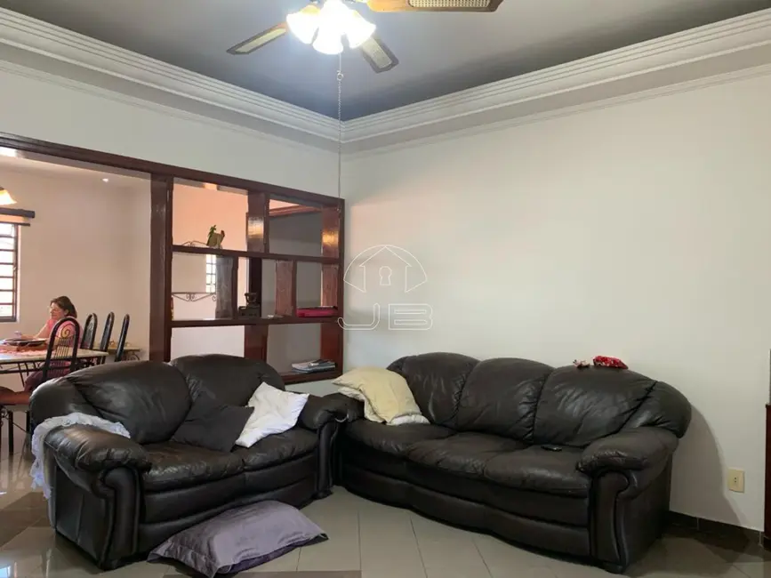 Casa com 3 quartos para alugar, 180m2 em Jardim Nova Terra (Nova Veneza), Sumare - SP - imagem 7 Foto 7 de Casa com 3 quartos para alugar, 180m2 em Jardim Nova Terra (Nova Veneza), Sumare - SP