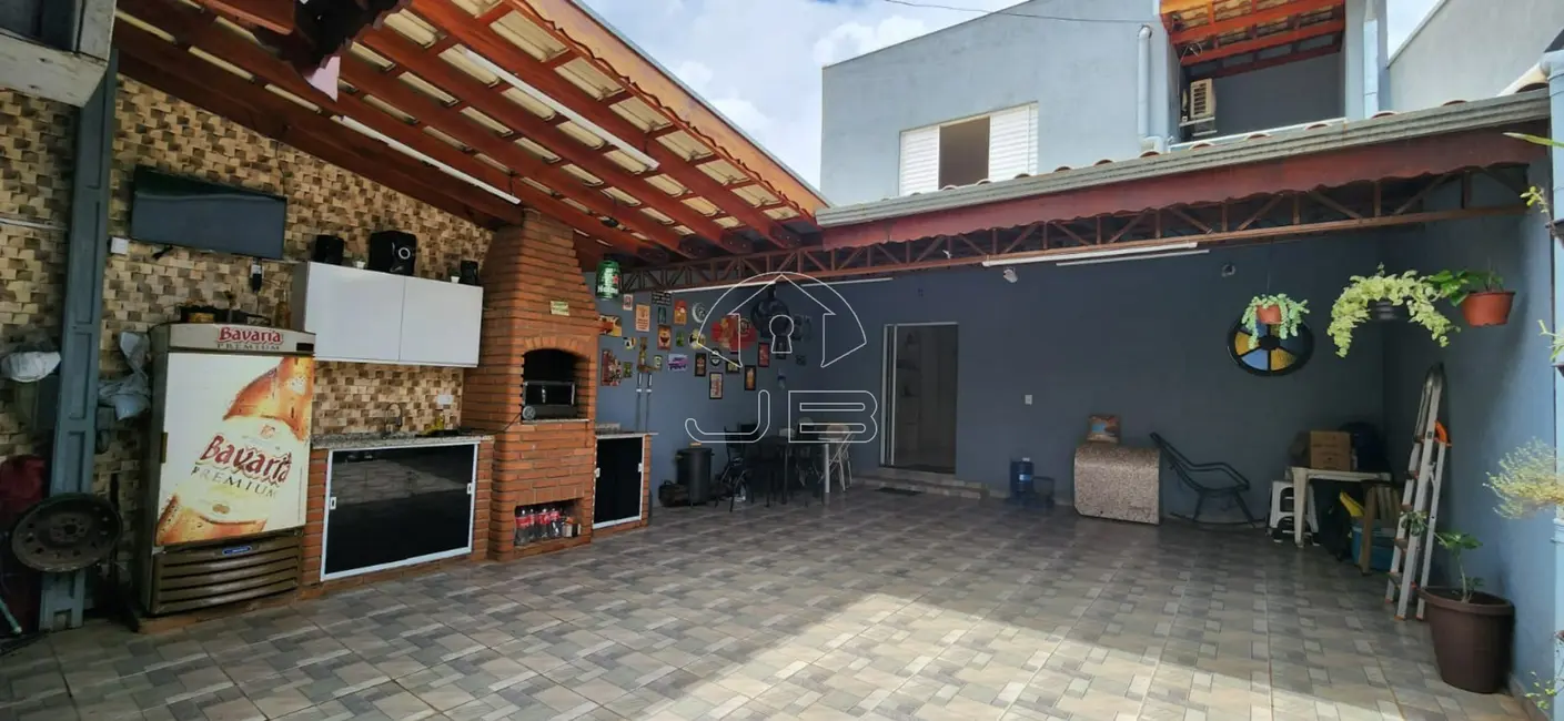 Casa com 3 quartos à venda, 136m2 em Campinas - SP - imagem 1 Foto 1 de Casa com 3 quartos à venda, 136m2 em Campinas - SP