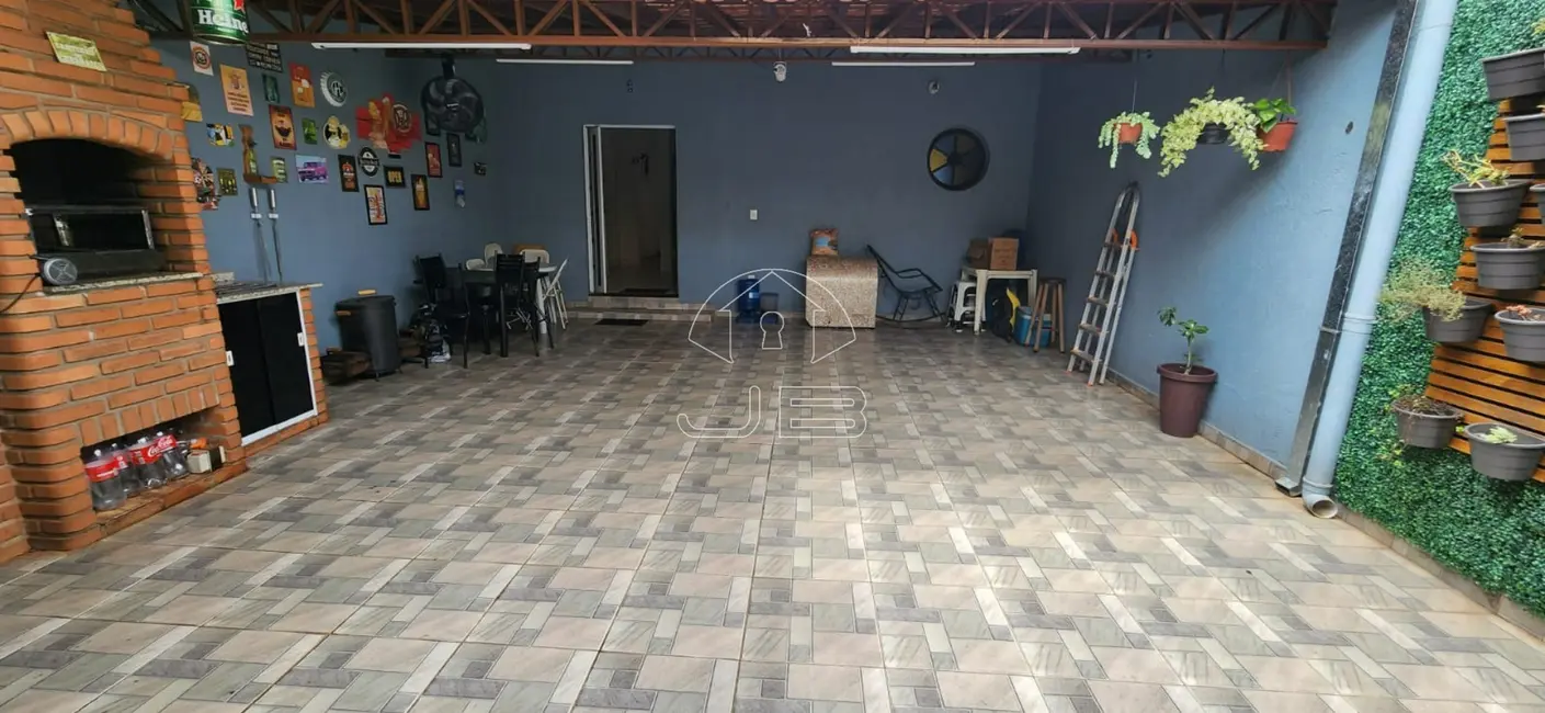 Casa com 3 quartos à venda, 136m2 em Campinas - SP - imagem 2 Foto 2 de Casa com 3 quartos à venda, 136m2 em Campinas - SP