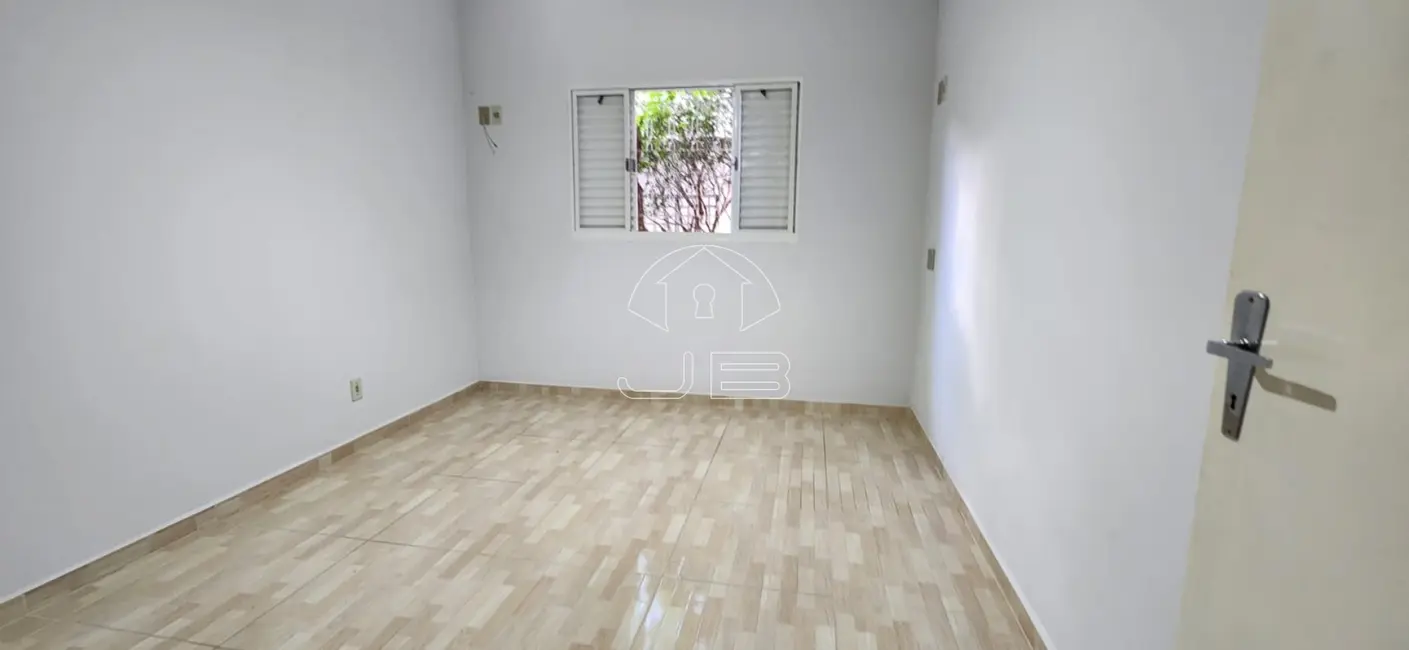 Casa com 4 quartos à venda, 180m2 em Jardim Santa Lúcia, Campinas - SP - imagem 5 Foto 5 de Casa com 4 quartos à venda, 180m2 em Jardim Santa Lúcia, Campinas - SP