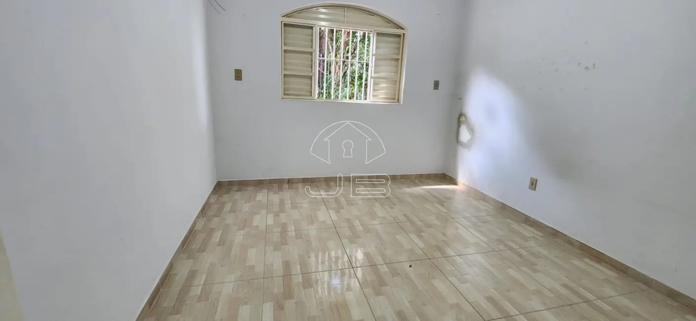 Casa com 4 quartos à venda, 180m2 em Jardim Santa Lúcia, Campinas - SP - imagem 7 Foto 7 de Casa com 4 quartos à venda, 180m2 em Jardim Santa Lúcia, Campinas - SP
