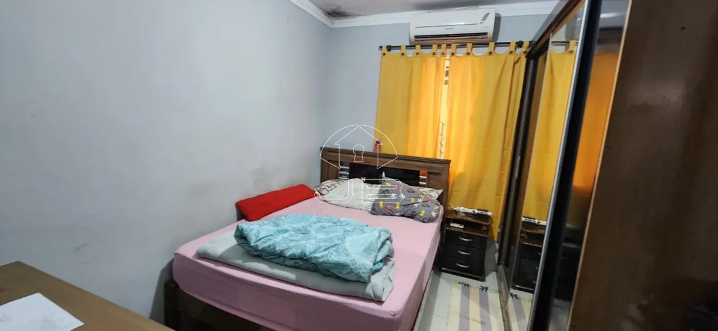 Casa com 3 quartos à venda, 166m2 em Conjunto Habitacional Vila Réggio, Campinas - SP - imagem 8 Foto 8 de Casa com 3 quartos à venda, 166m2 em Conjunto Habitacional Vila Réggio, Campinas - SP