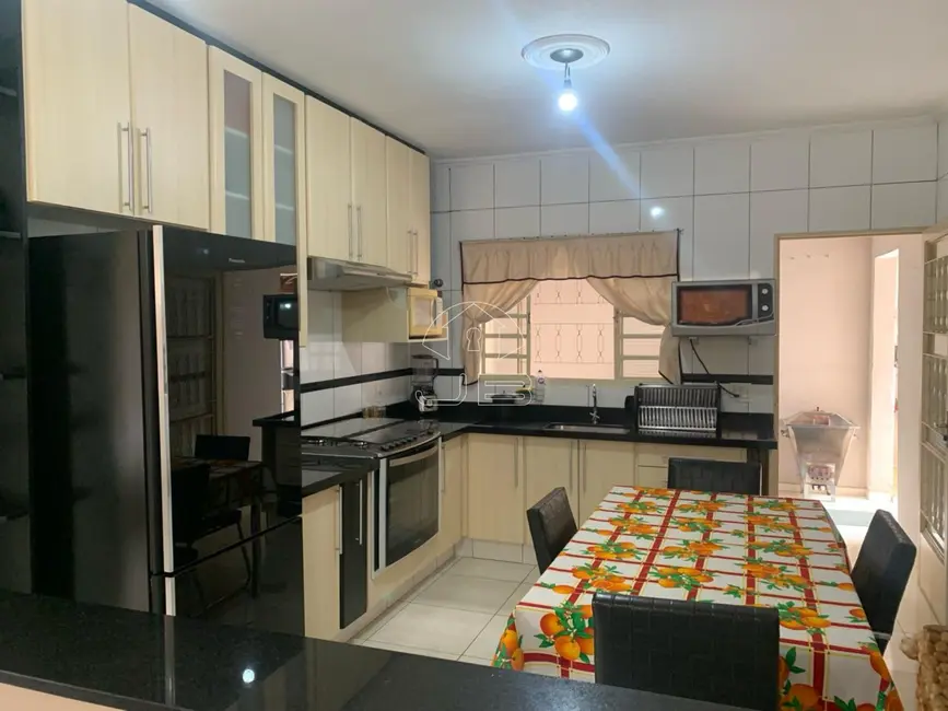 Casa com 4 quartos à venda, 250m2 em Parque Fazendinha, Campinas - SP - imagem 9 Foto 9 de Casa com 4 quartos à venda, 250m2 em Parque Fazendinha, Campinas - SP