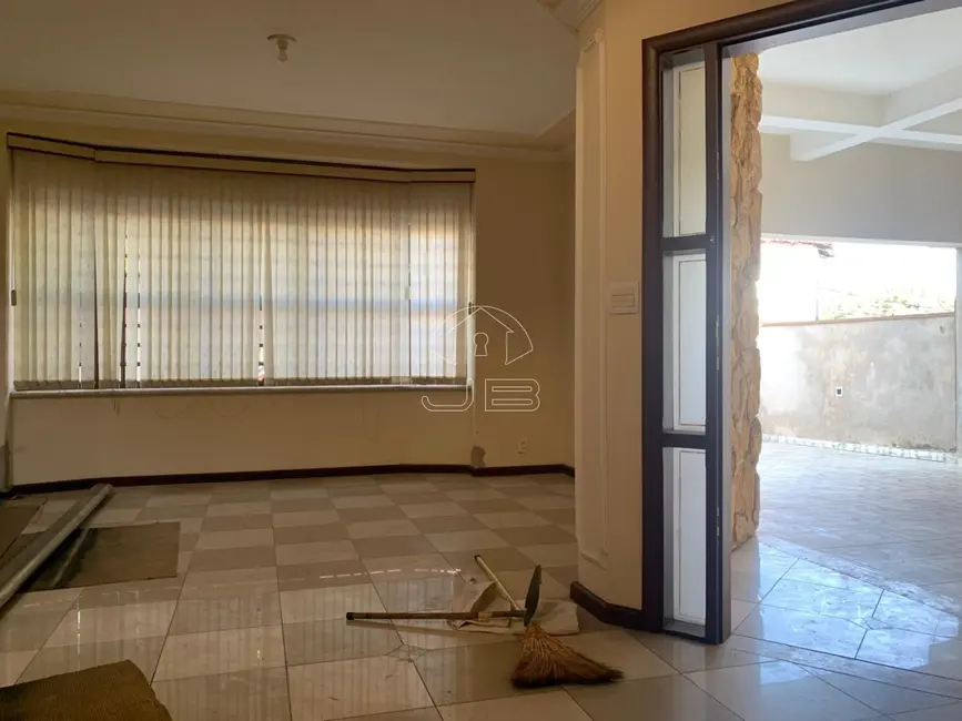 Casa com 3 quartos à venda, 240m2 em Parque Via Norte, Campinas - SP - imagem 4 Foto 4 de Casa com 3 quartos à venda, 240m2 em Parque Via Norte, Campinas - SP