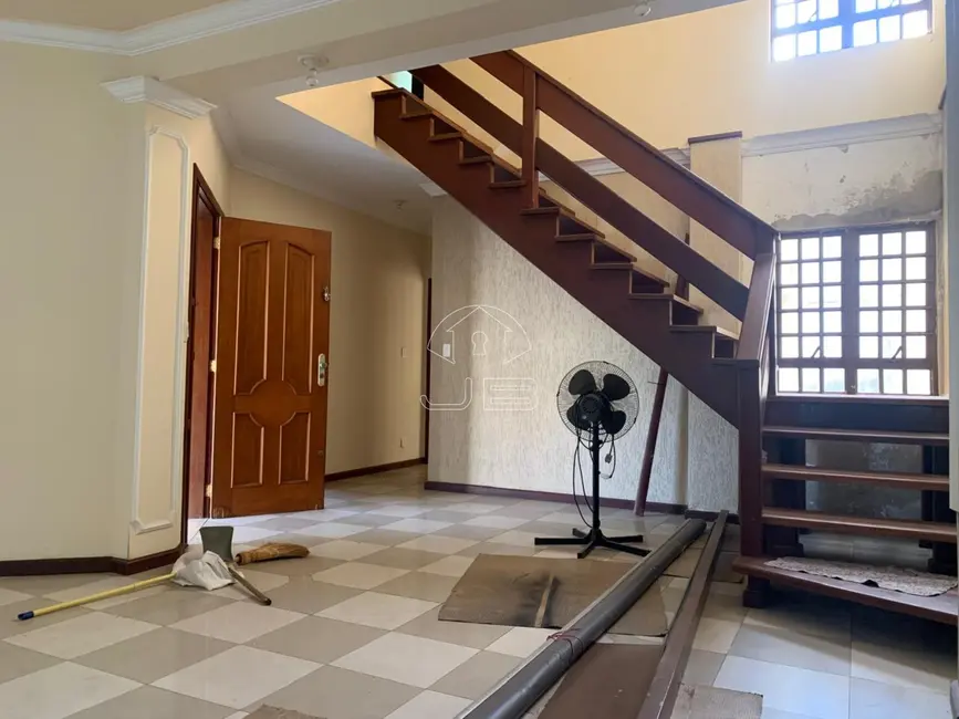 Casa com 3 quartos à venda, 240m2 em Parque Via Norte, Campinas - SP - imagem 3 Foto 3 de Casa com 3 quartos à venda, 240m2 em Parque Via Norte, Campinas - SP