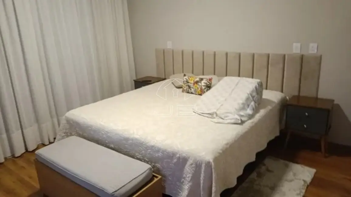 Foto 4 de Casa de Condomínio com 3 quartos à venda, 310m2 em Swiss Park, Campinas - SP