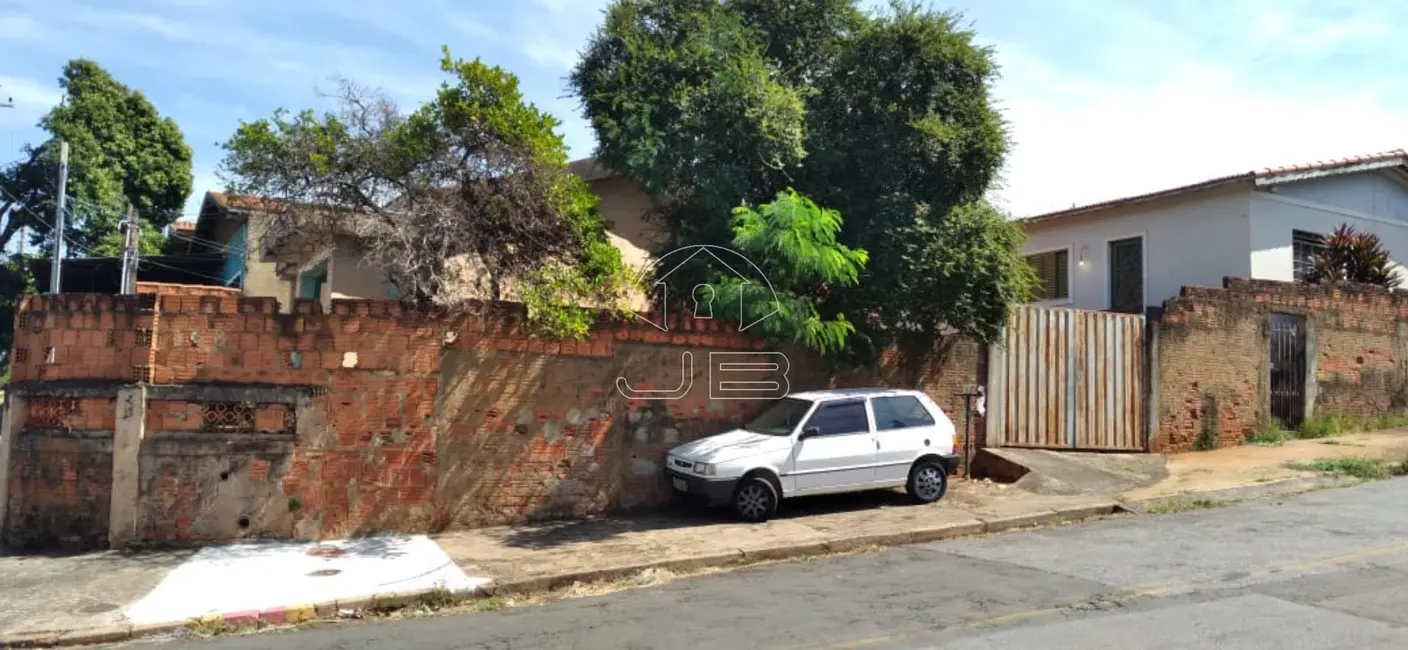 Foto 3 de Casa com 2 quartos à venda, 169m2 em Jardim Pacaembu, Campinas - SP