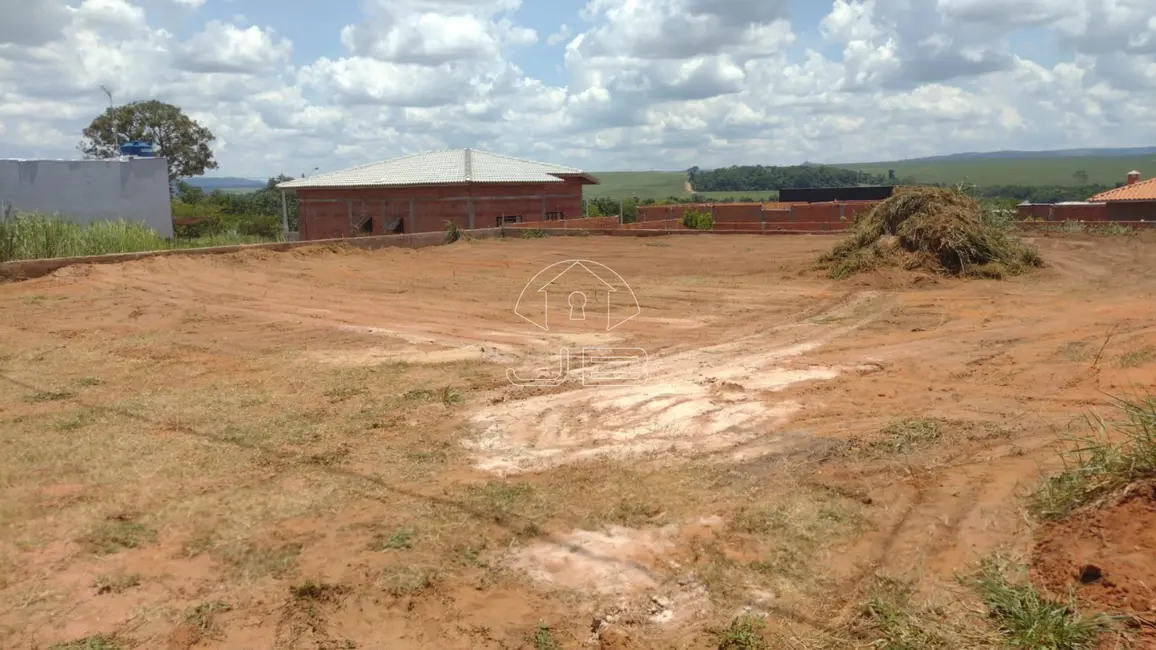 Foto 3 de Terreno / Lote à venda, 335m2 em Dois Corregos - SP