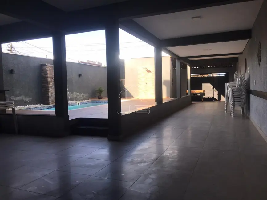 Chácara com 2 quartos à venda, 160m2 em Jardim Mirassol, Campinas - SP - imagem 6 Foto 6 de Chácara com 2 quartos à venda, 160m2 em Jardim Mirassol, Campinas - SP