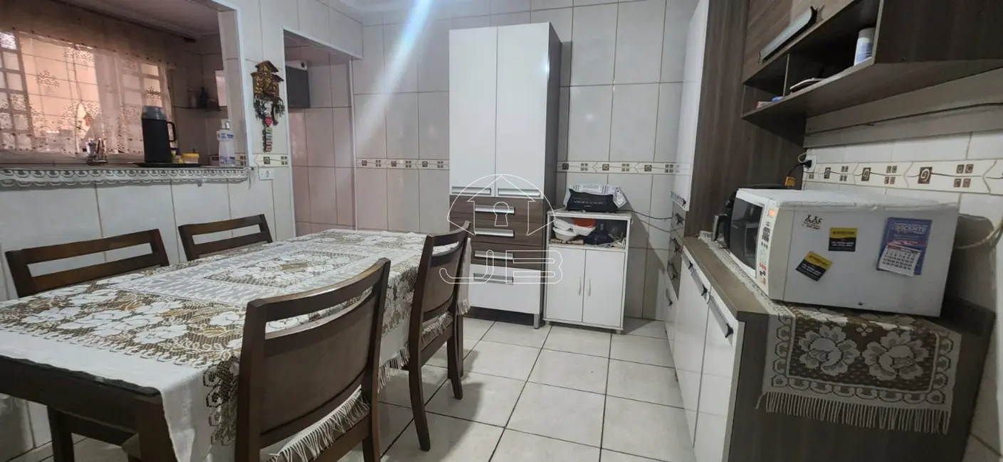 Casa com 4 quartos à venda, 150m2 em Conjunto Habitacional Padre Anchieta, Campinas - SP - imagem 6 Foto 6 de Casa com 4 quartos à venda, 150m2 em Conjunto Habitacional Padre Anchieta, Campinas - SP
