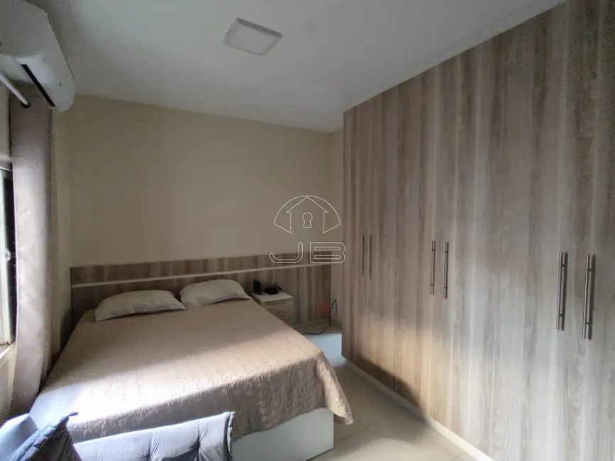 Foto 4 de Casa com 4 quartos à venda, 180m2 em Jardim García, Campinas - SP