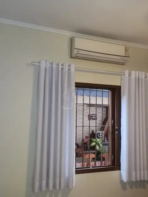 Casa com 3 quartos à venda, 228m2 em Jardim Santa Genebra, Campinas - SP - imagem 4 Foto 4 de Casa com 3 quartos à venda, 228m2 em Jardim Santa Genebra, Campinas - SP