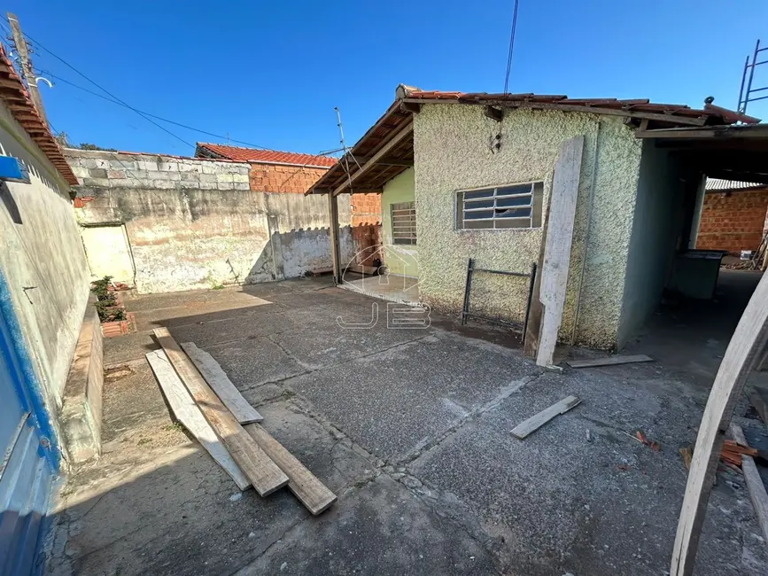 Casa com 2 quartos à venda, 95m2 em Vila Trinta e Um de Março, Campinas - SP - imagem 2 Foto 2 de Casa com 2 quartos à venda, 95m2 em Vila Trinta e Um de Março, Campinas - SP
