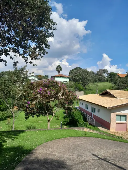 Foto 2 de Chácara com 3 quartos à venda, 236m2 em Caixa D´Água, Vinhedo - SP