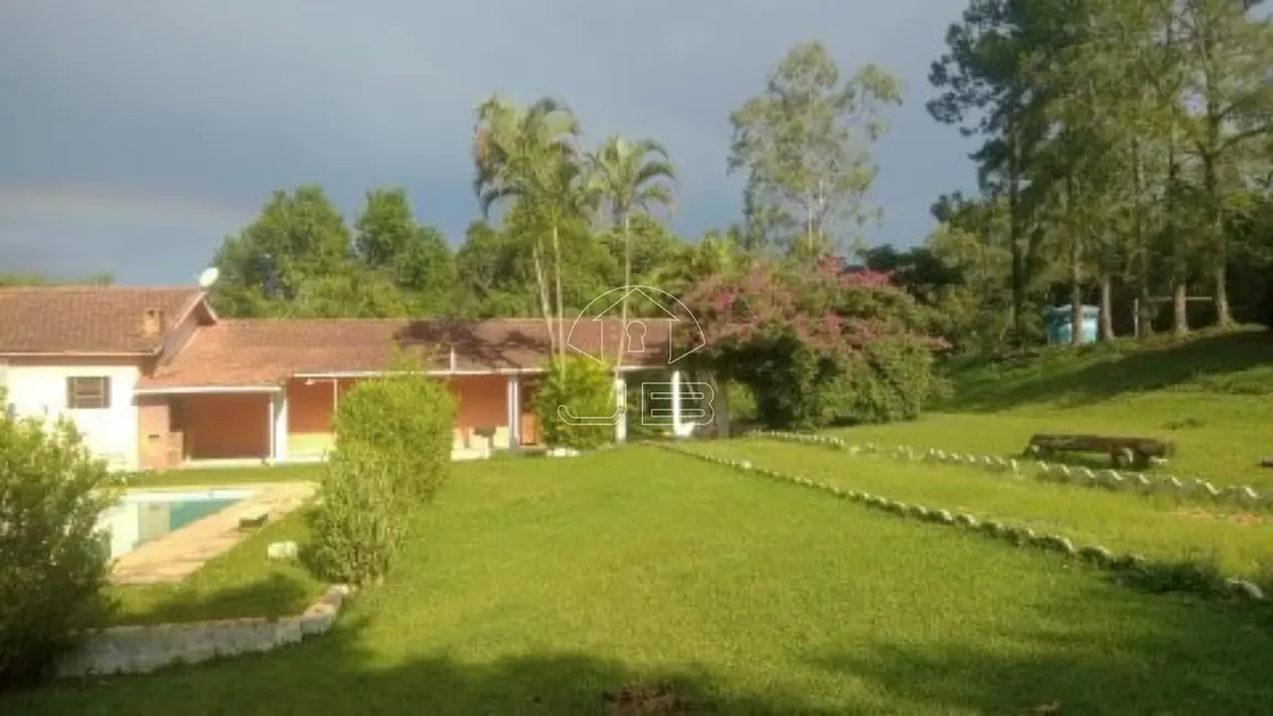 Foto 1 de Sítio / Rancho com 2 quartos à venda, 170m2 em Angatuba - SP