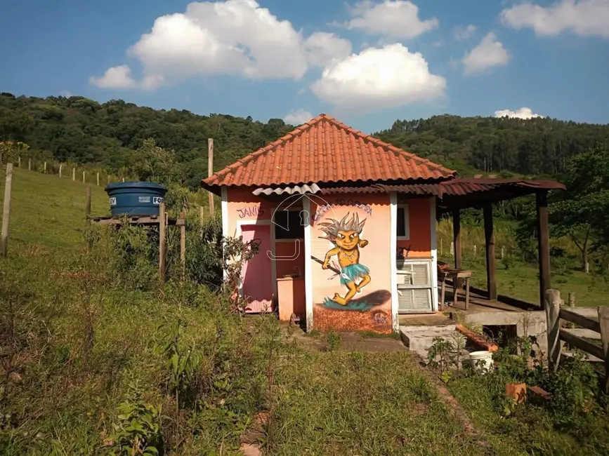 Foto 9 de Sítio / Rancho com 1 quarto à venda em Munhoz - MG