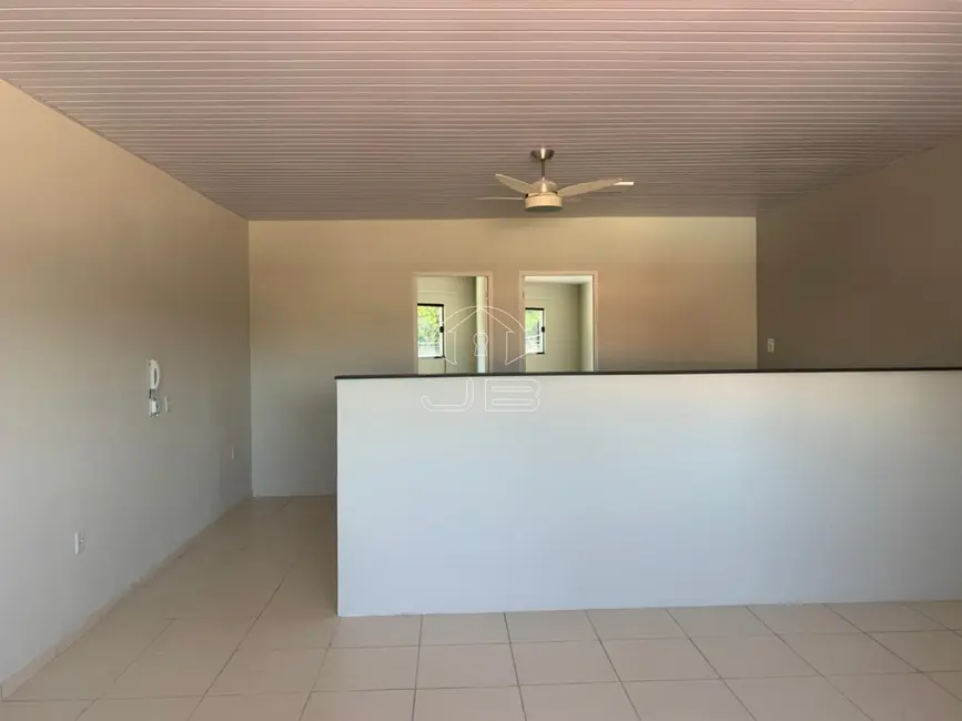 Foto 1 de Casa com 2 quartos para alugar, 75m2 em Parque Fazendinha, Campinas - SP