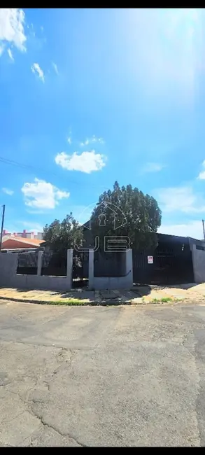 Casa com 3 quartos à venda, 120m2 em Jardim Guanabara, Americana - SP - imagem 2 Foto 2 de Casa com 3 quartos à venda, 120m2 em Jardim Guanabara, Americana - SP