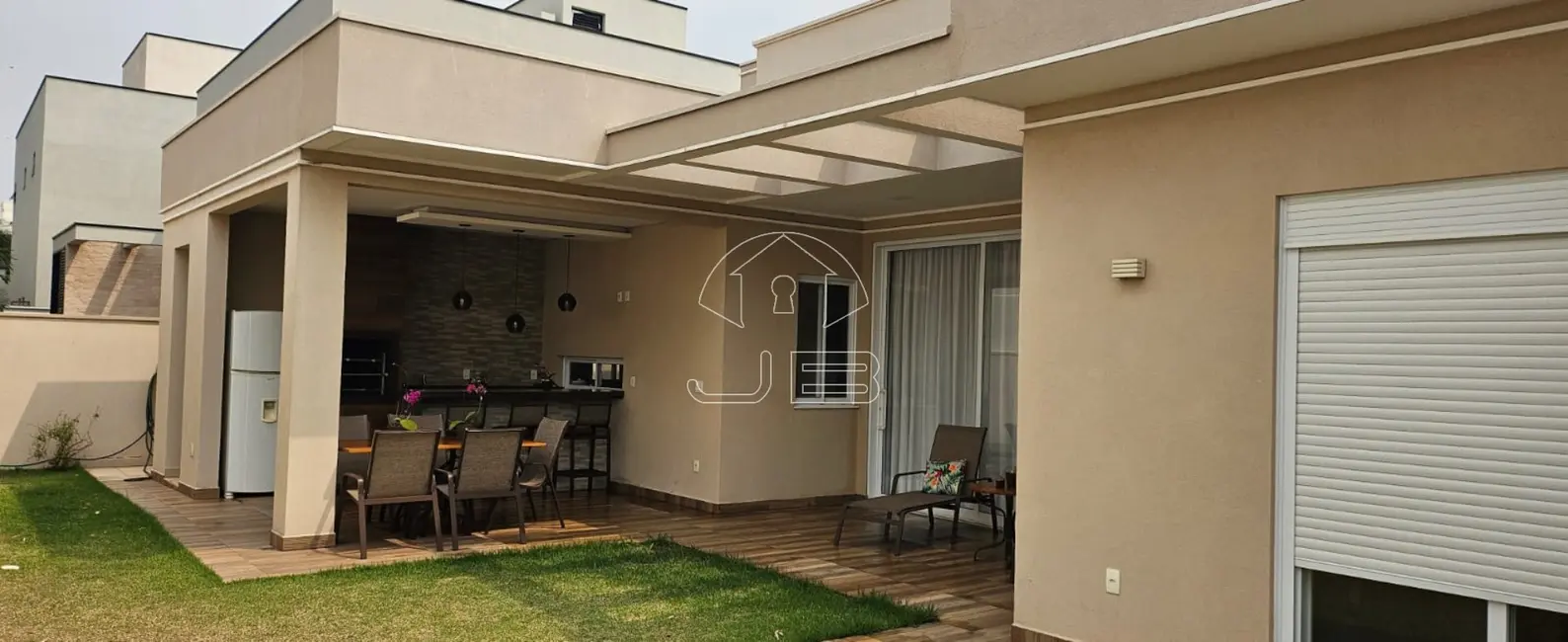 Foto 2 de Casa de Condomínio com 3 quartos à venda e para alugar, 265m2 em Loteamento Parque dos Alecrins, Campinas - SP