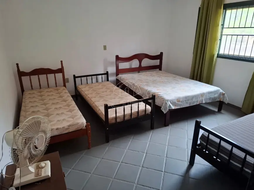 Foto 6 de Chácara com 4 quartos à venda, 400m2 em Mineiros Do Tiete - SP