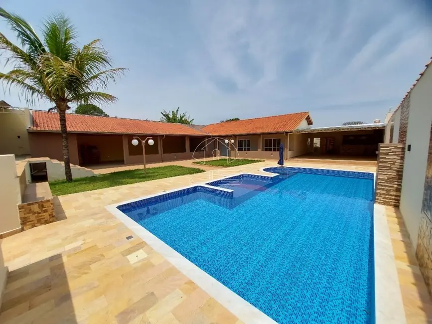 Chácara com 3 quartos à venda, 270m2 em Monte Mor - SP - imagem 1 Foto 1 de Chácara com 3 quartos à venda, 270m2 em Monte Mor - SP